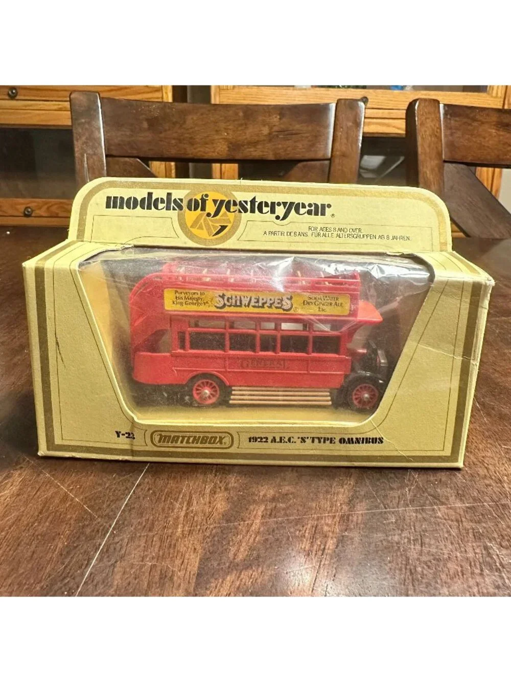 Matchbox Models of Yesteryear Londoner Bus Die Cast Model